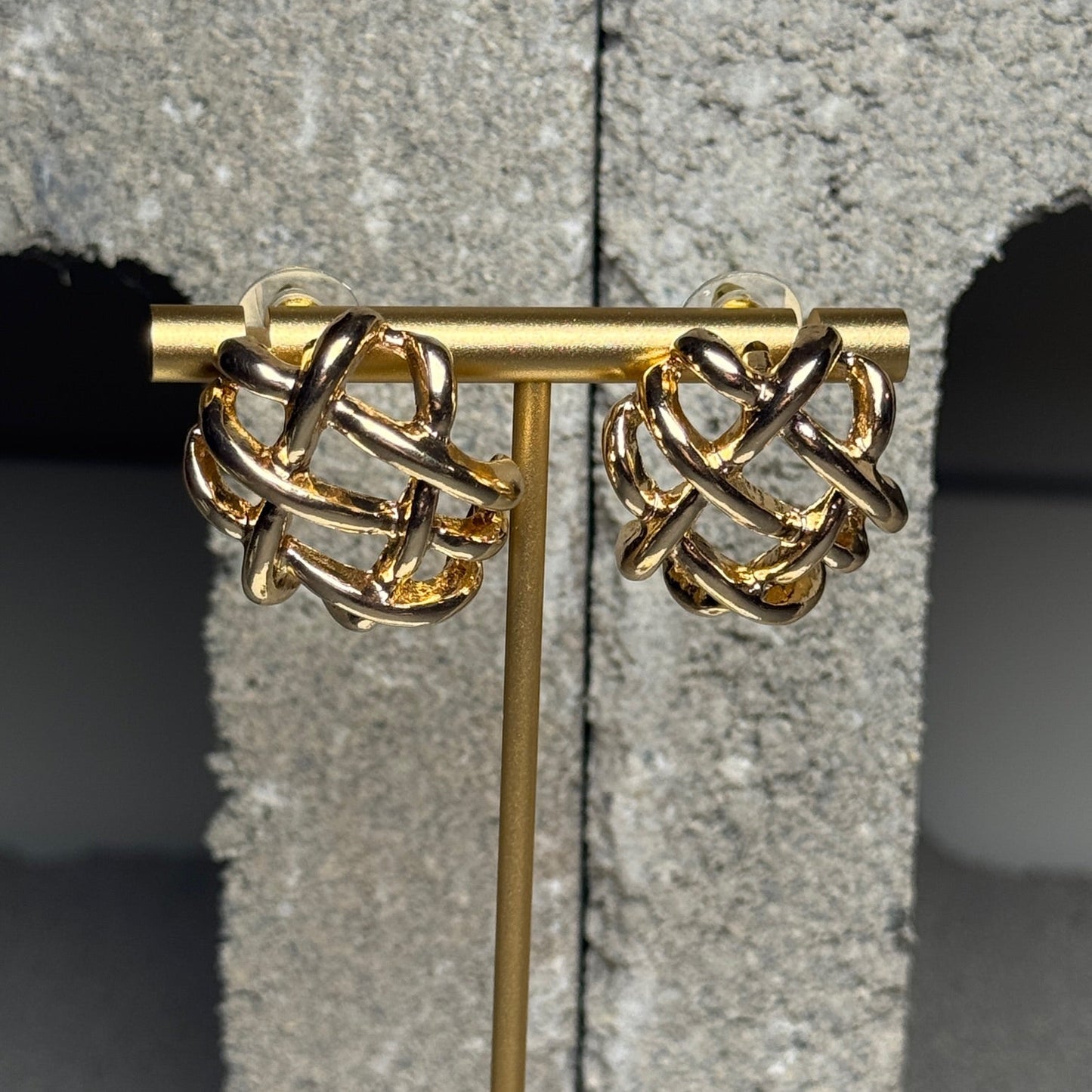 Golden Entanglement Stud Earrings