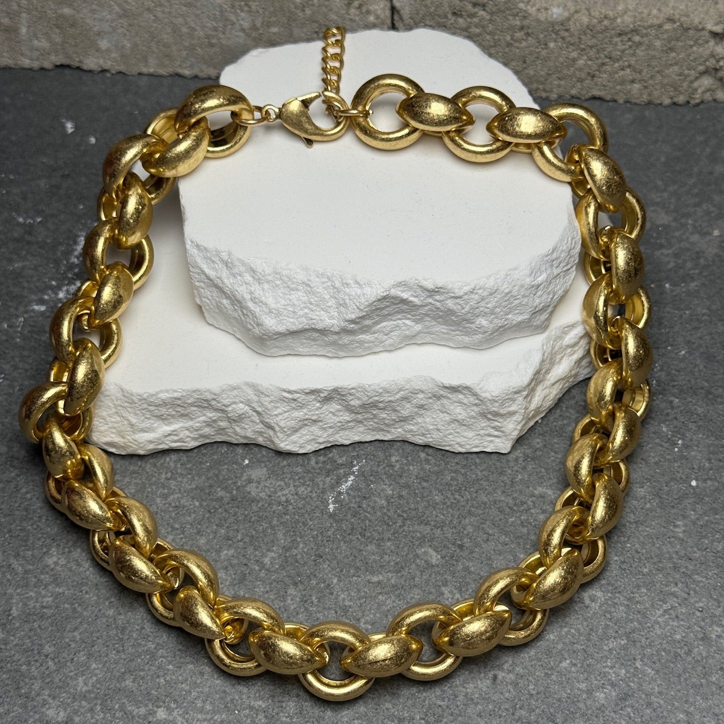 Power Link Necklace 21"