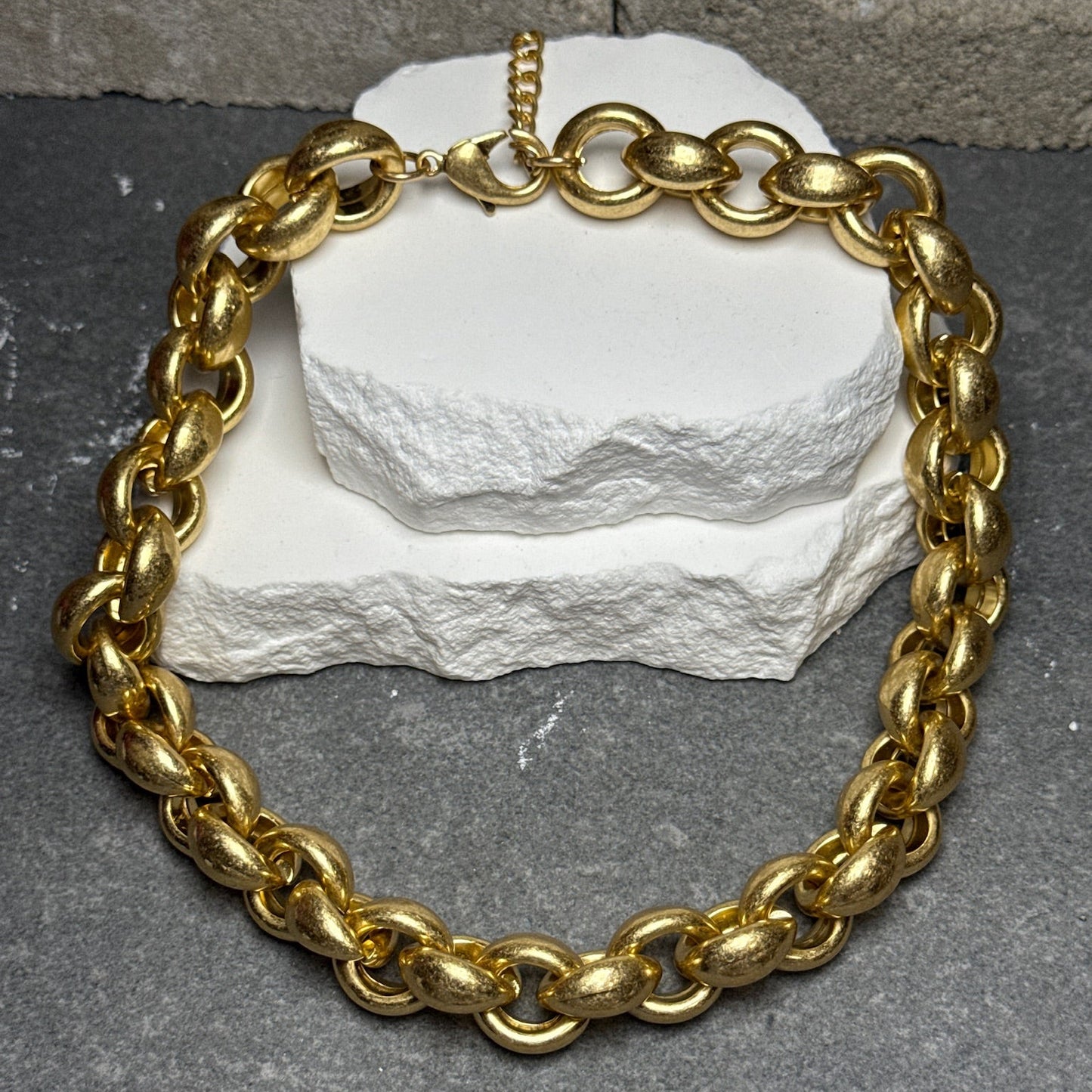 Power Link Necklace 21"