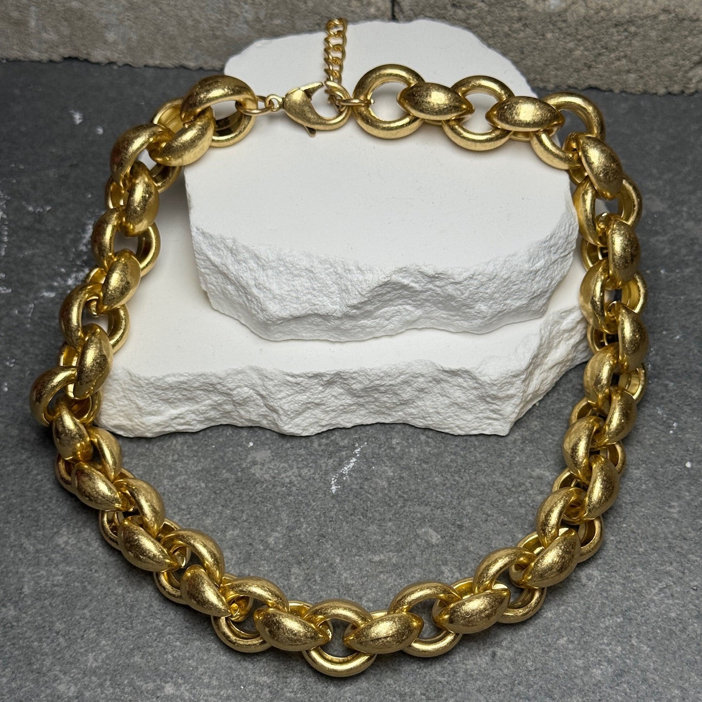 Power Link Necklace 21"