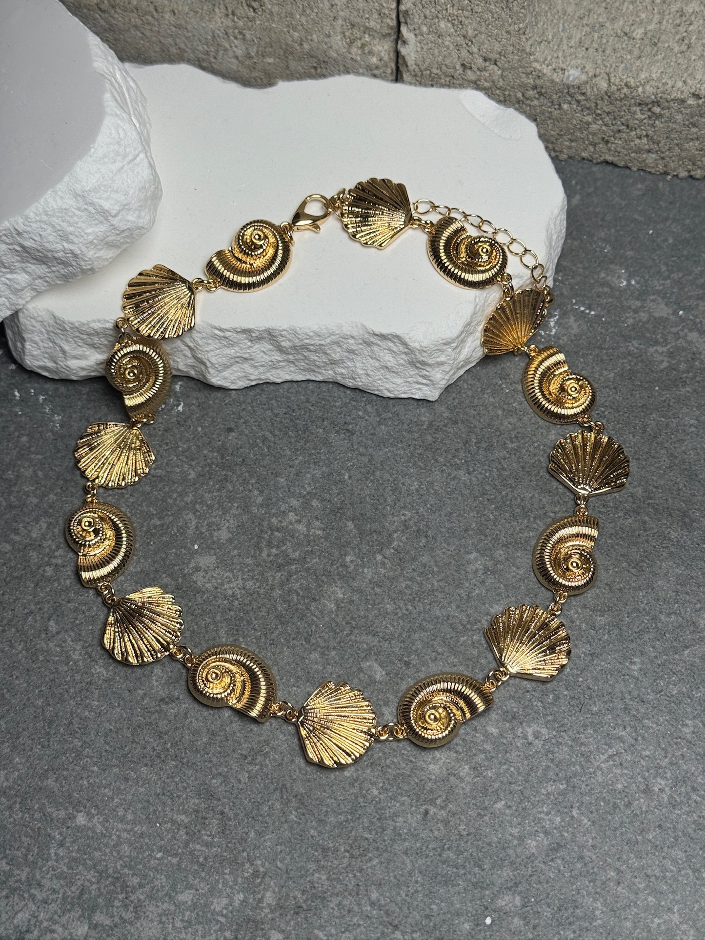 Golden Tide Necklace 18" w/ Extender