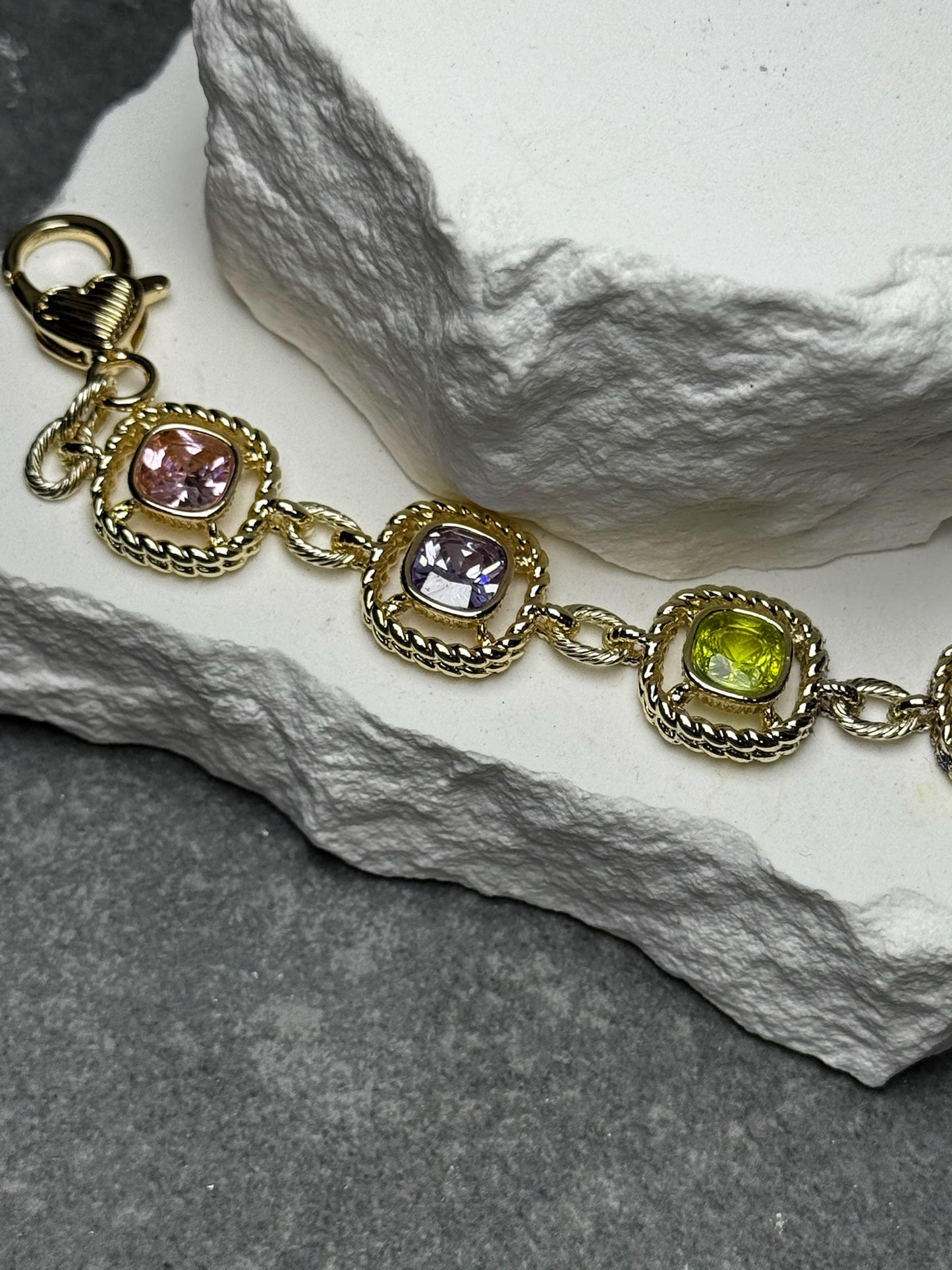 Color Me Cute Gem Bracelet 7"