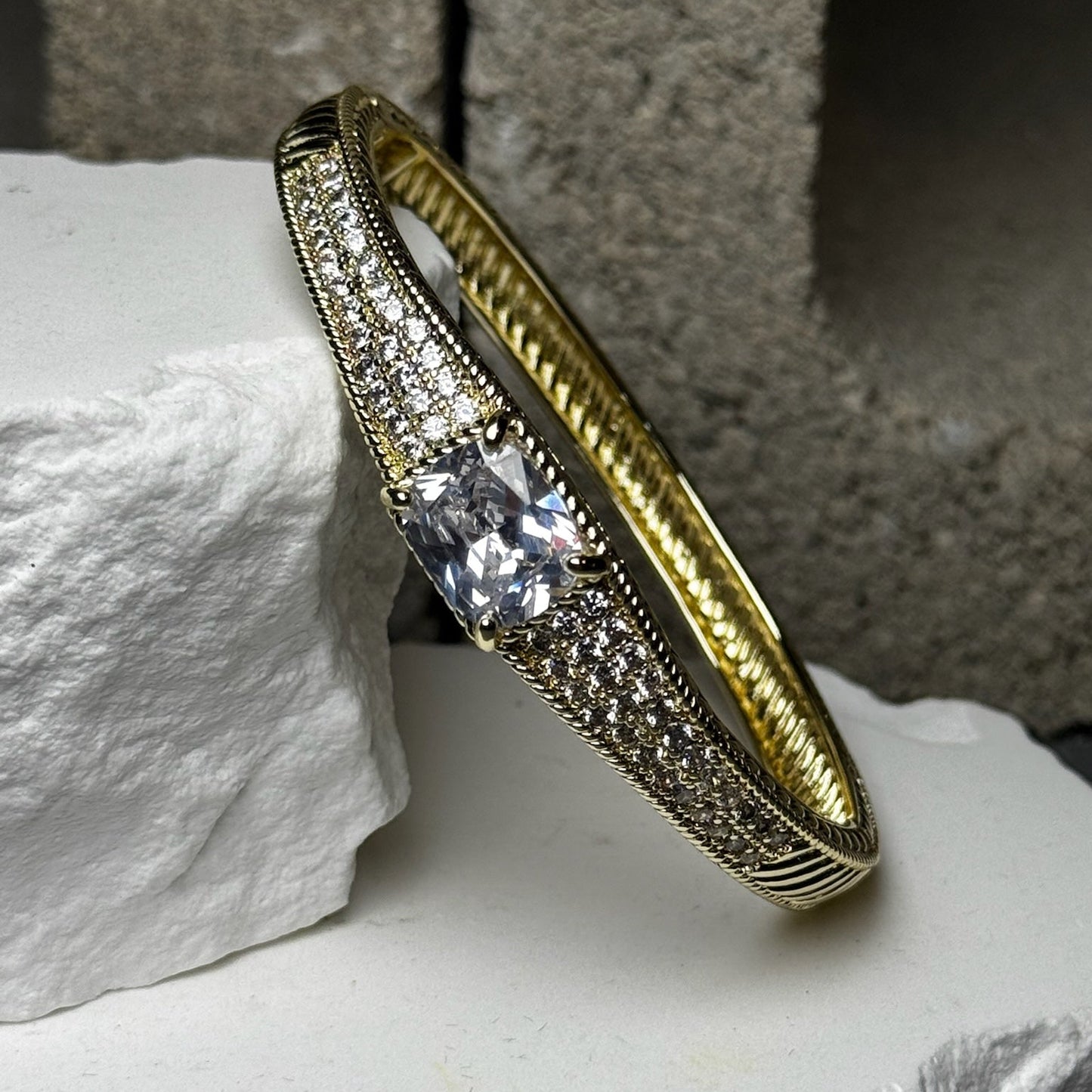 One & Only Gem Bracelet 6.5"