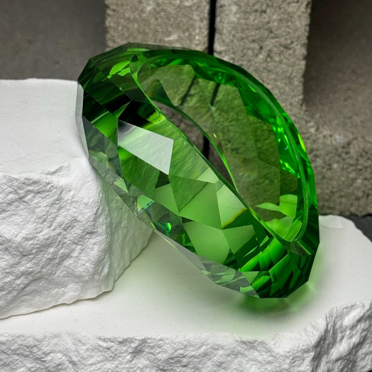 Lowkey Clear Bangle 7"