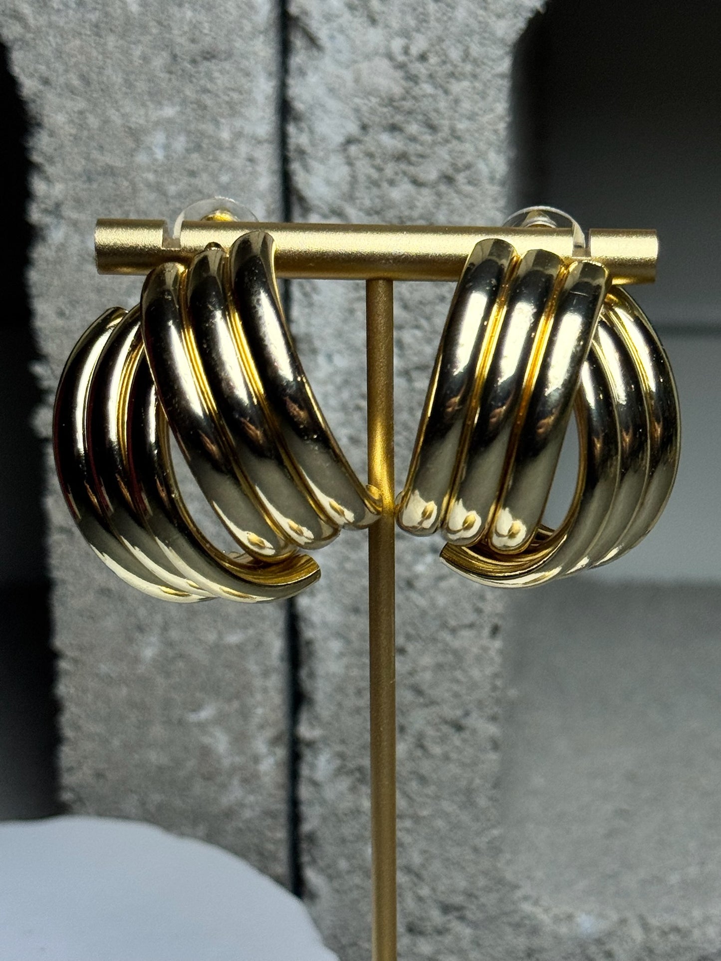Curve You Stud Earrings