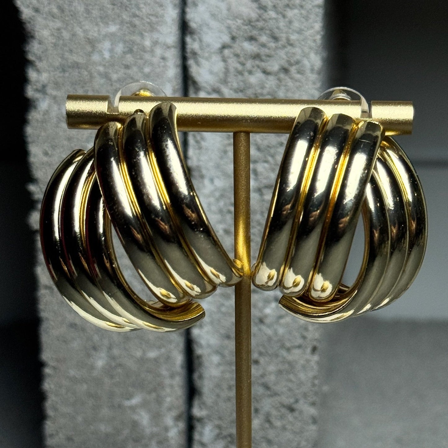 Curve You Stud Earrings