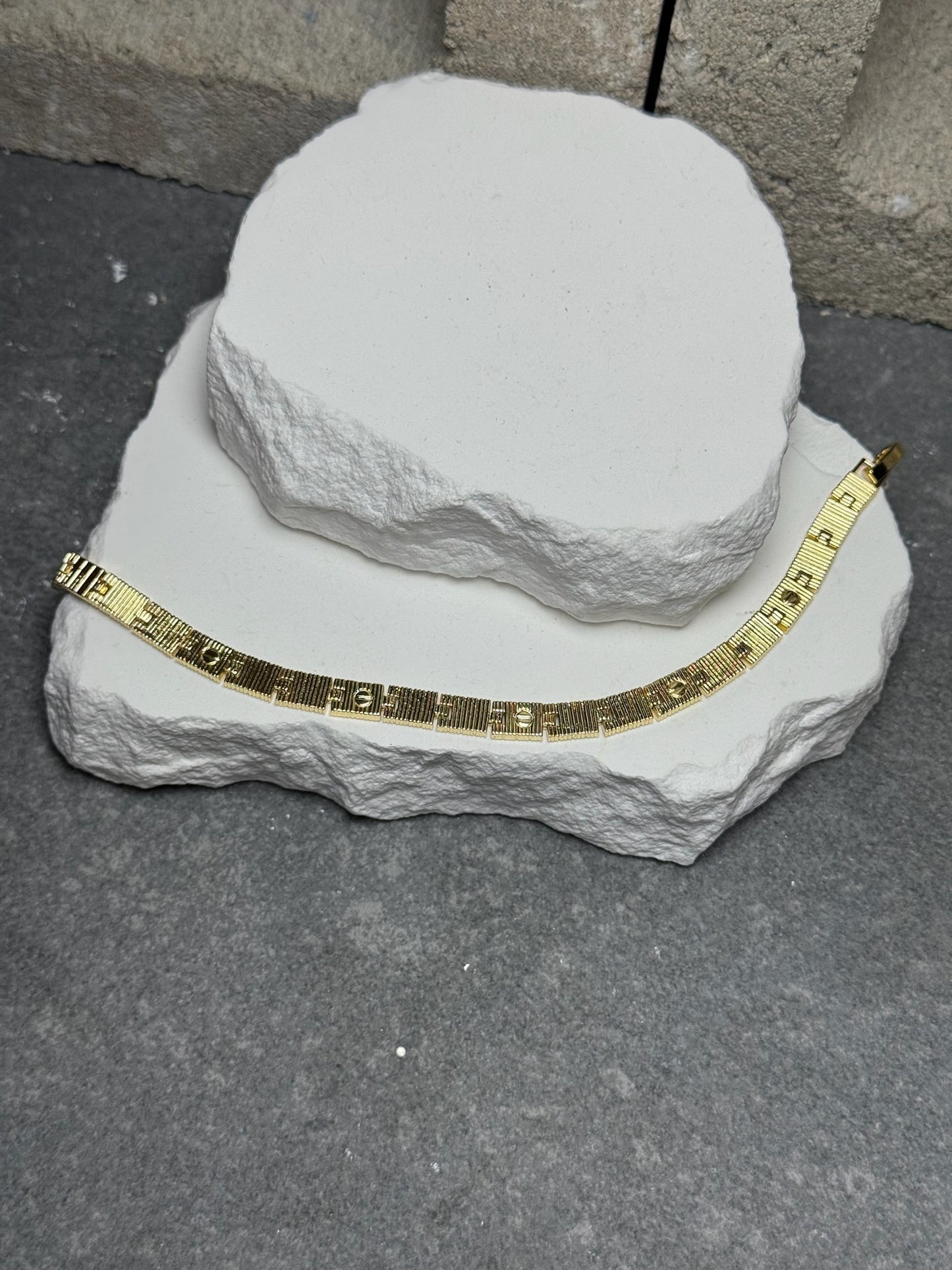 Swing My Way Bracelet 7"