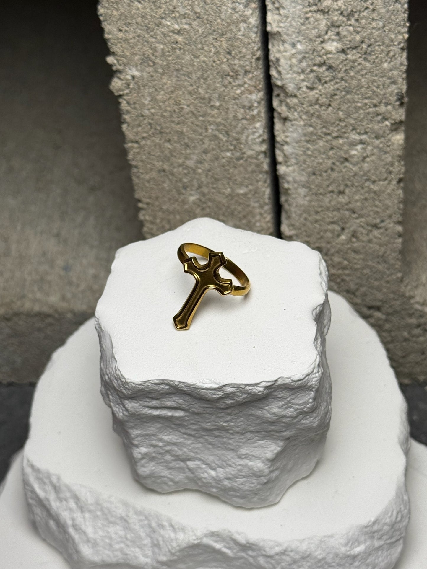 Covered & Cute Ring Expandable Size 7