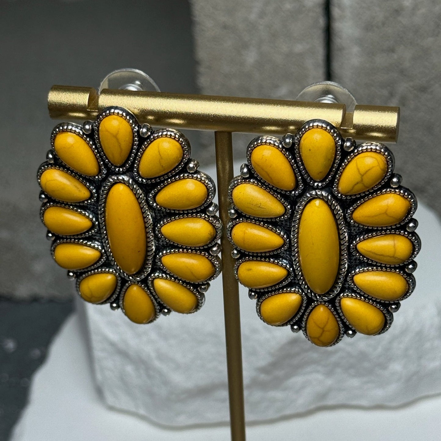 Petal Pop Stud Earrings