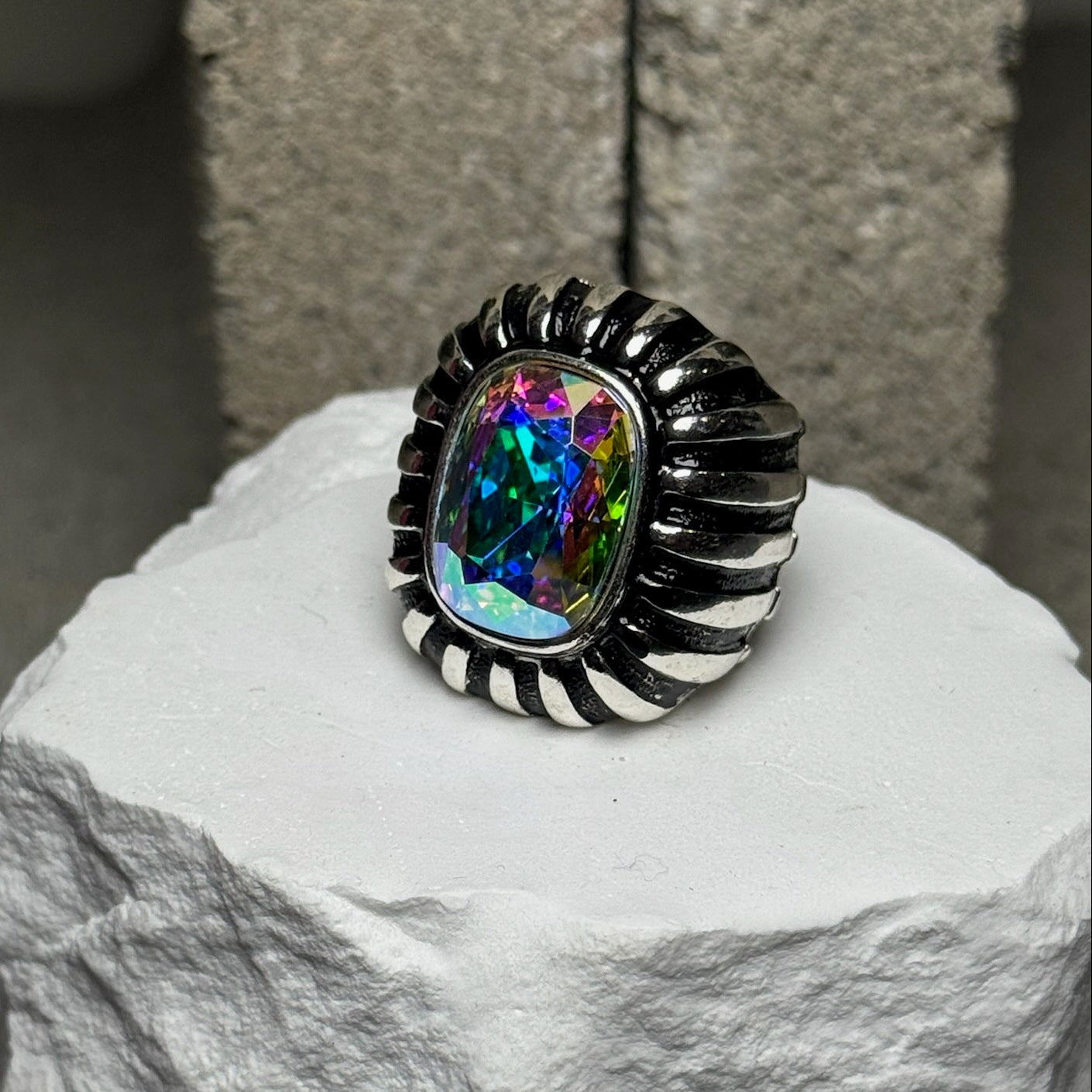 Spotlight Expandable Ring Up To Size 10