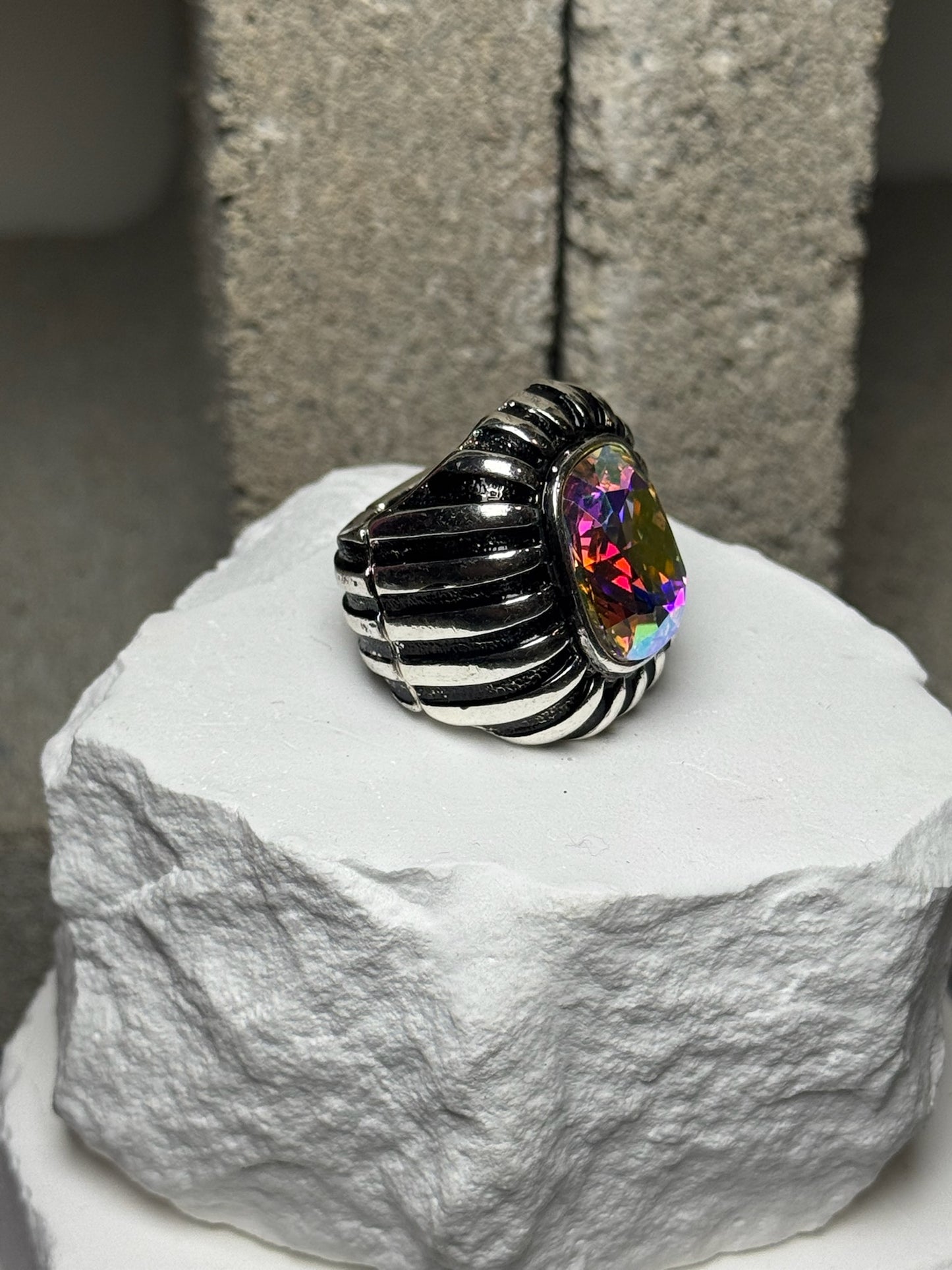 Spotlight Expandable Ring Up To Size 10