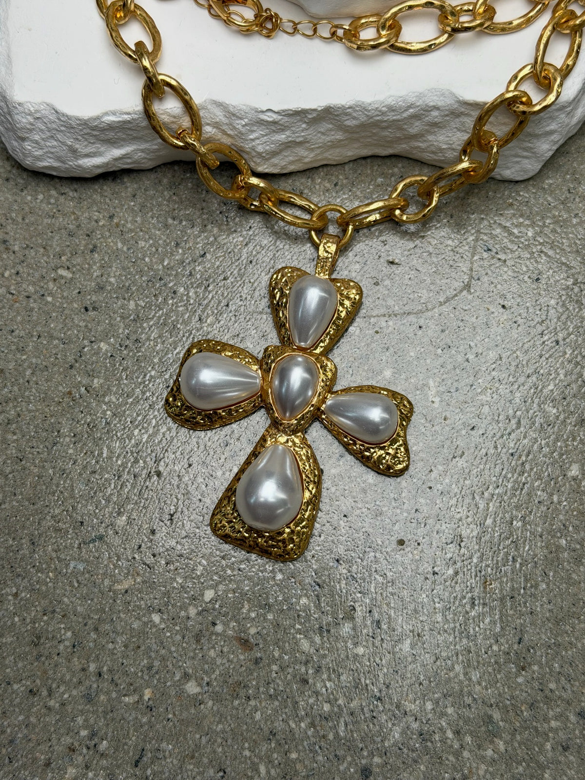 The Heirloom Cross Necklace