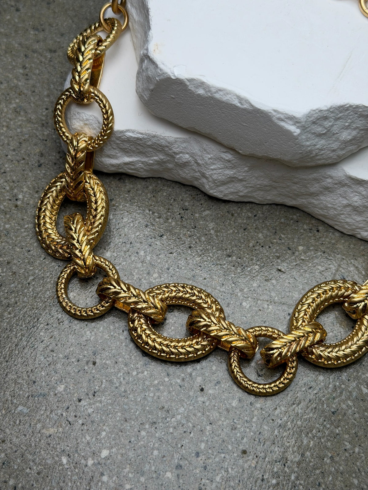 The Socialite Link Necklace 19"