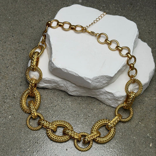 The Socialite Link Necklace 19"