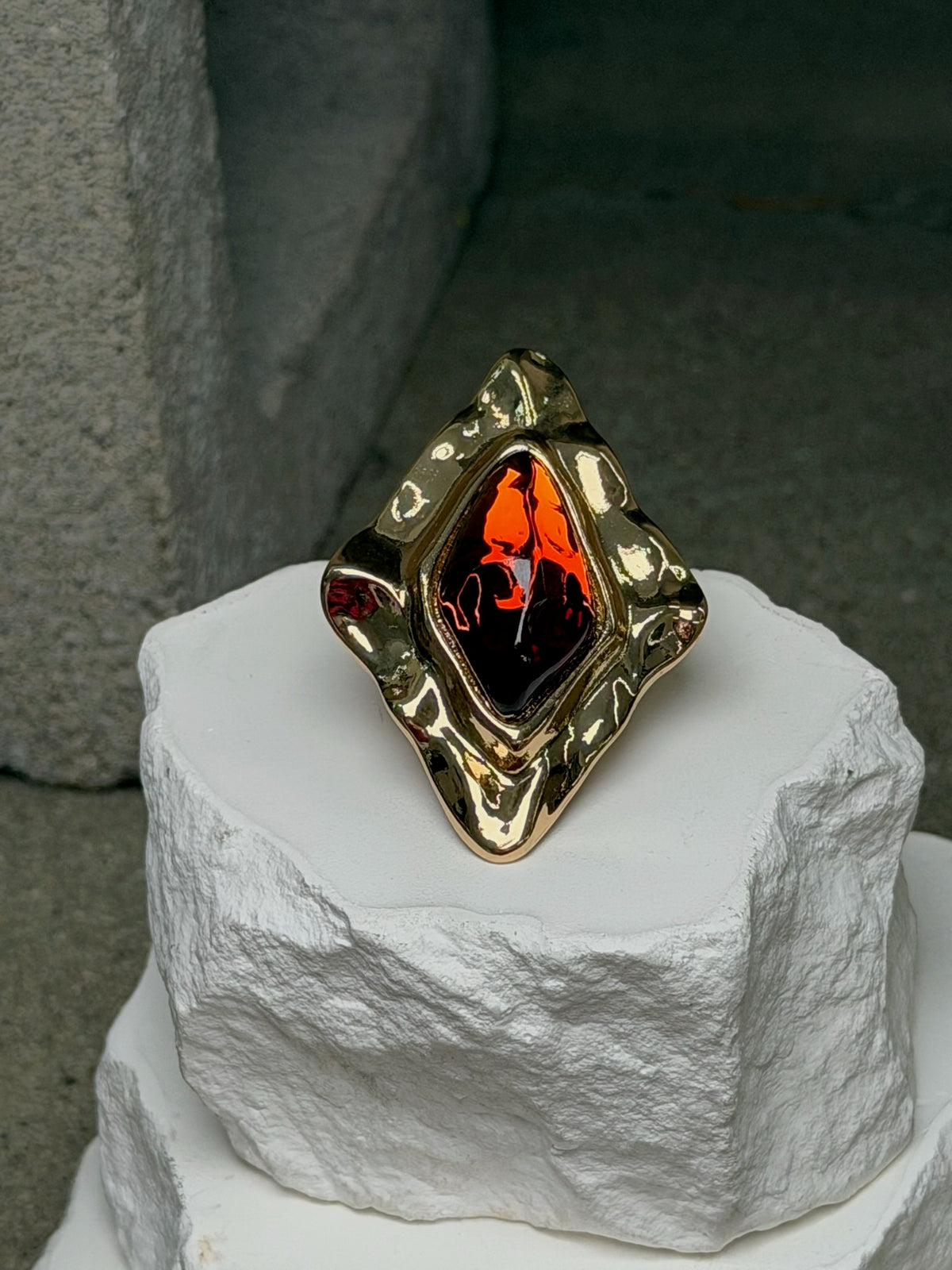The Mahogany Expandable Ring