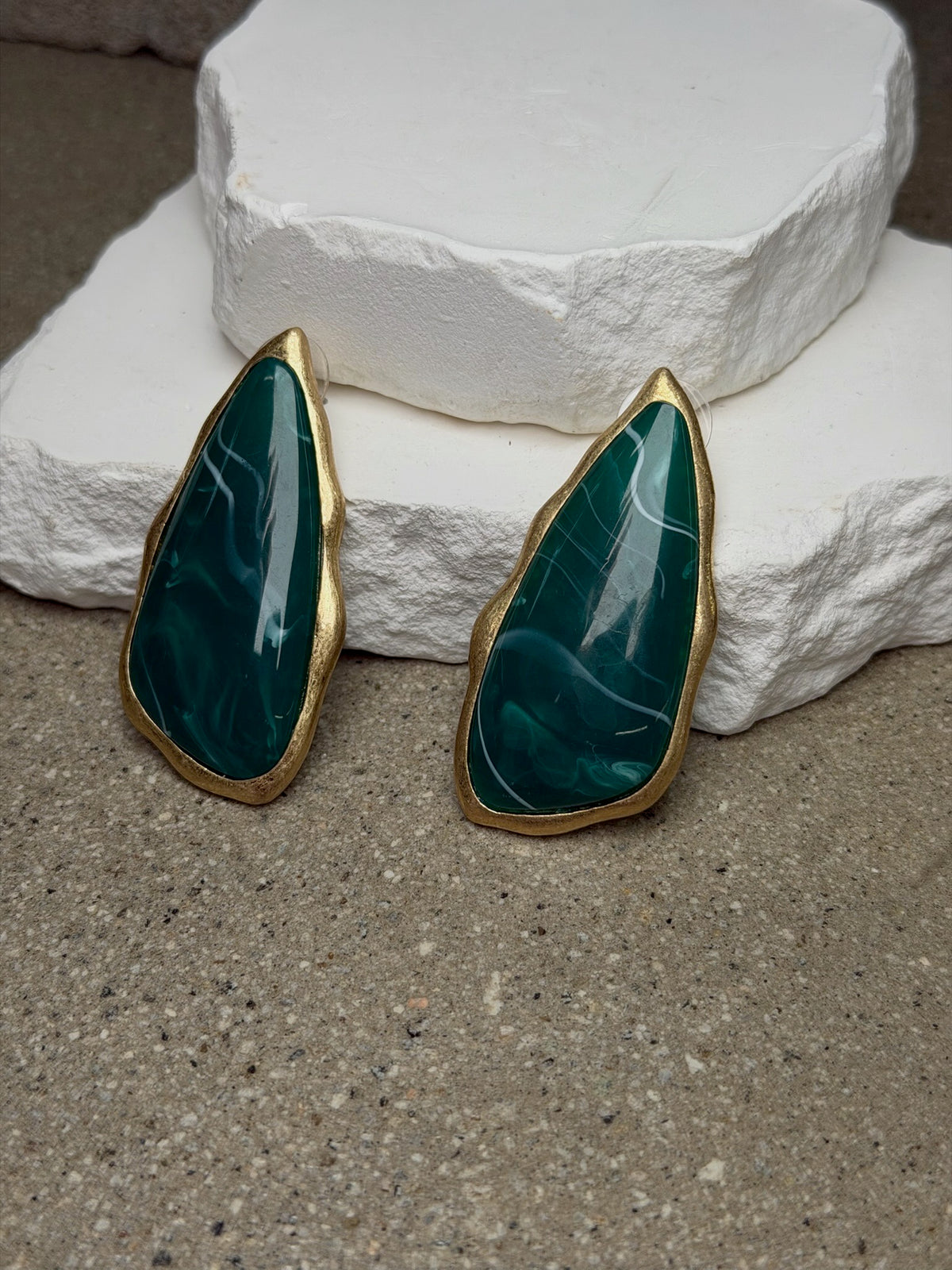 The Harlem Rouge Earrings
