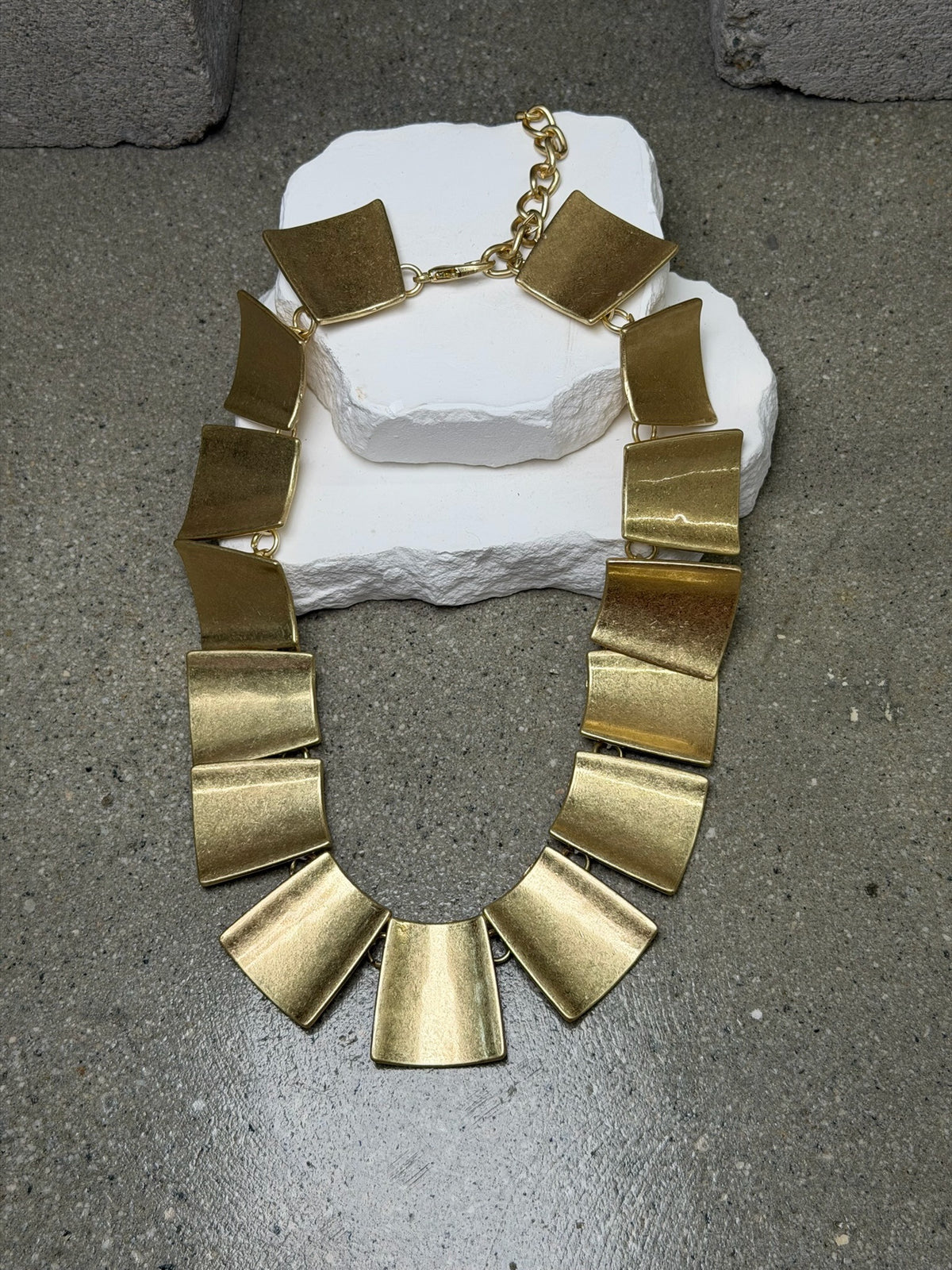 The Charlotte Brushed Gold Necklace 20"